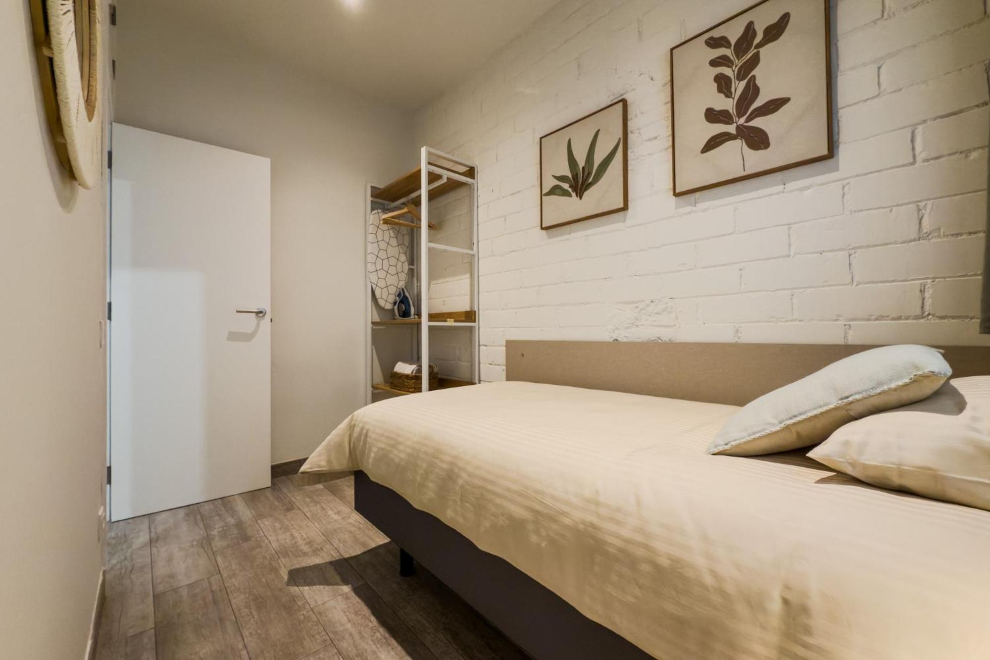 Novus Homes Barcelona Santa Eulalia L'Hospitalet de Llobregat Dış mekan fotoğraf