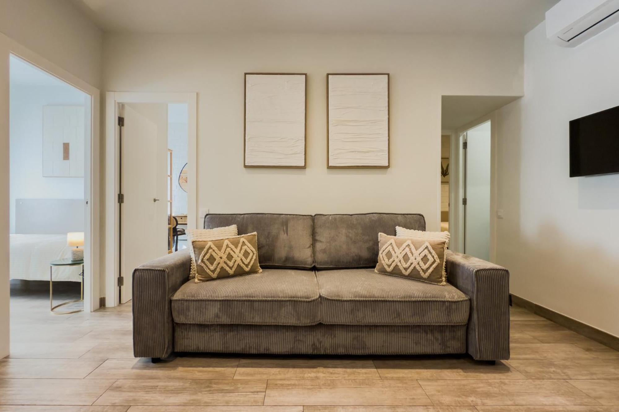 Novus Homes Barcelona Santa Eulalia L'Hospitalet de Llobregat Dış mekan fotoğraf