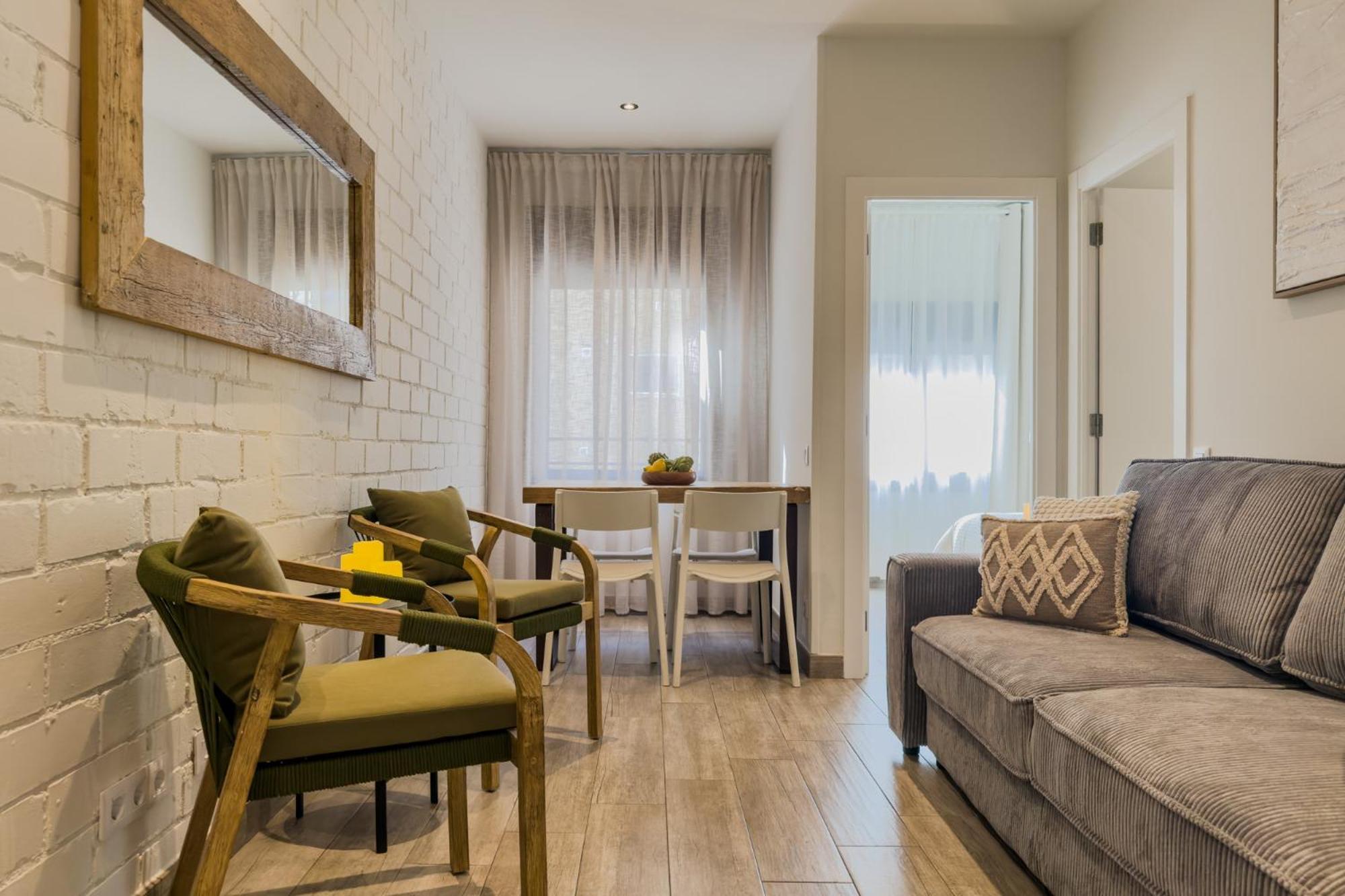 Novus Homes Barcelona Santa Eulalia L'Hospitalet de Llobregat Dış mekan fotoğraf